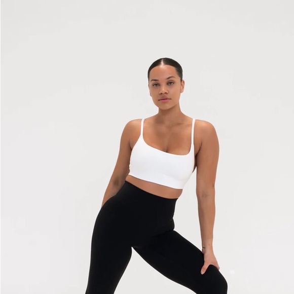 Vitality Cloud II Scoop Bra - Picture 1 of 7